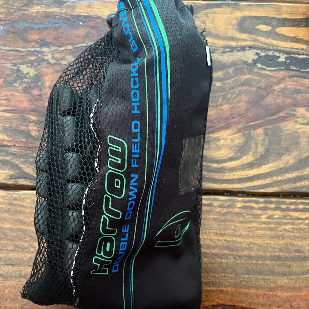 Women’s harrow indoor field hockey gloves